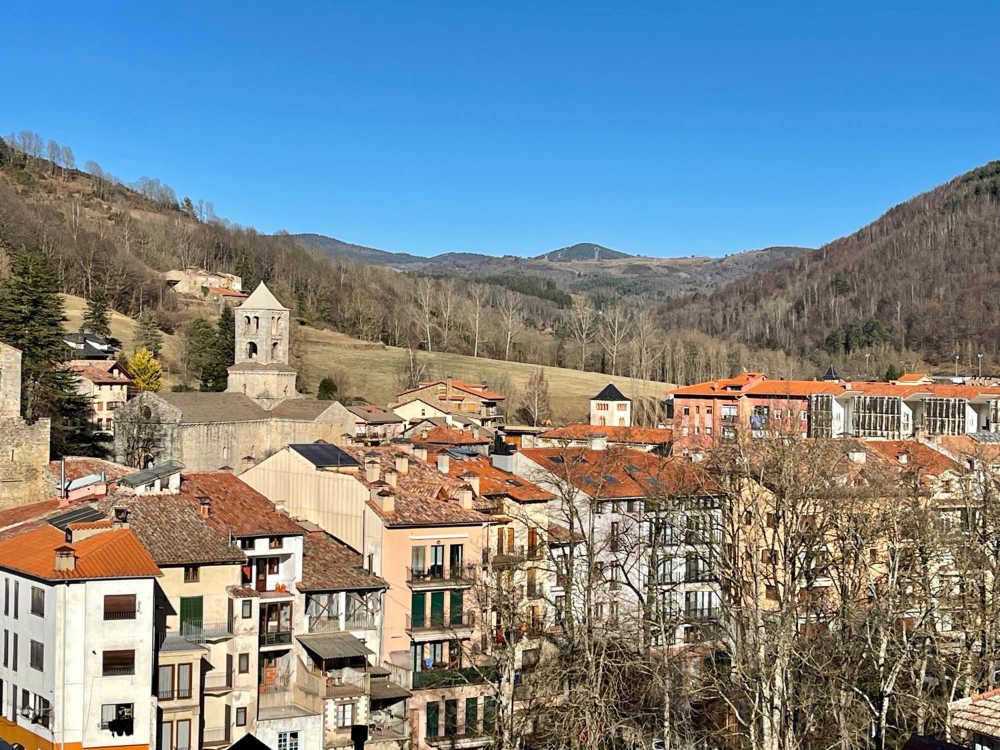 Apartamento Colgante Al Rio Con Vistas Al Puente Camprodon Buitenkant foto
