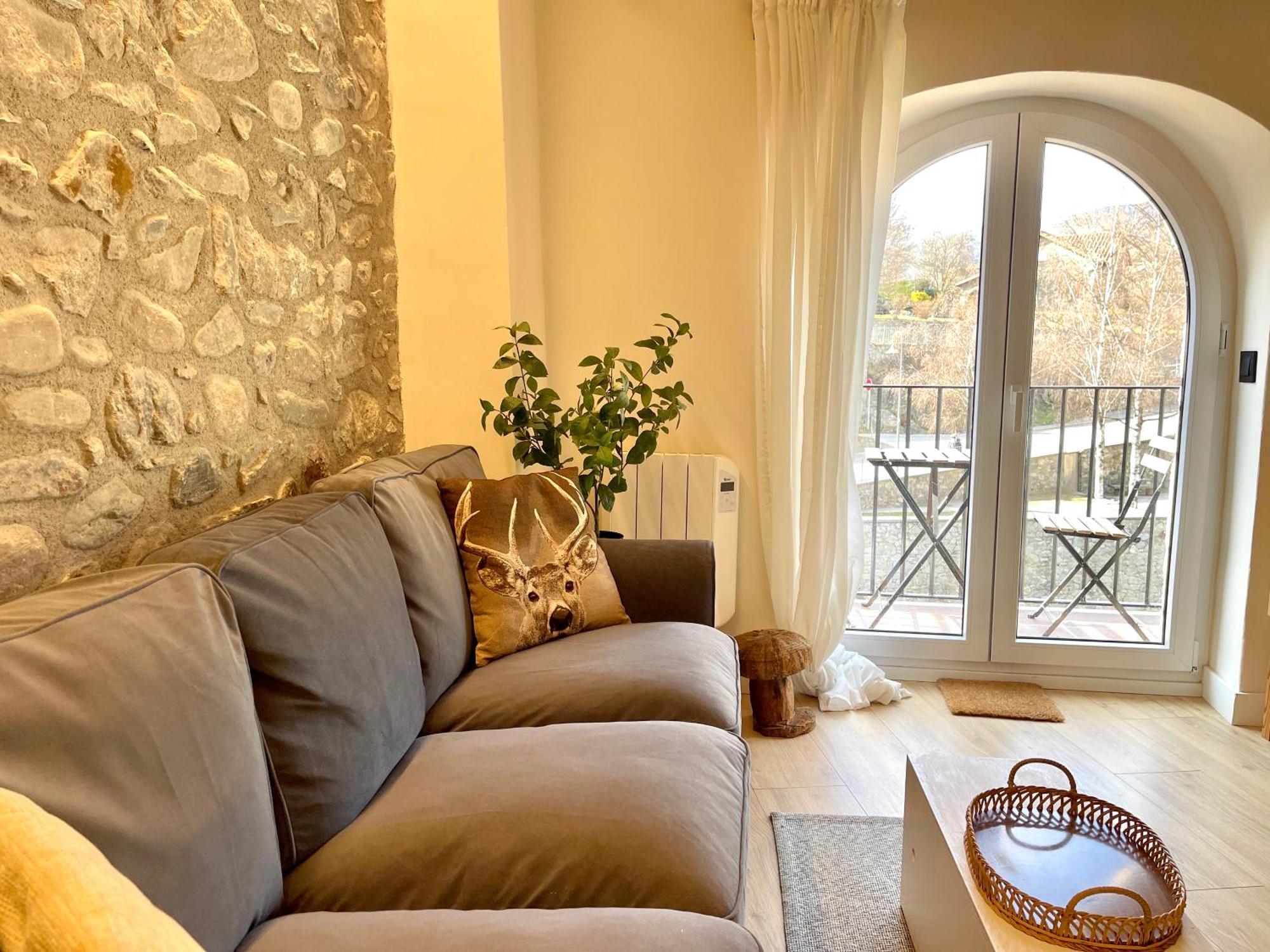 Apartamento Colgante Al Rio Con Vistas Al Puente Camprodon Buitenkant foto